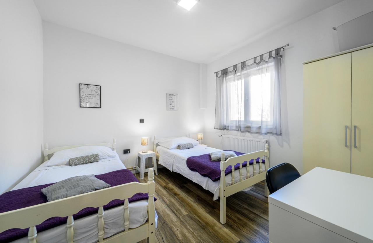 Holiday Home Rokoko ชิเบนิก ภายนอก รูปภาพ