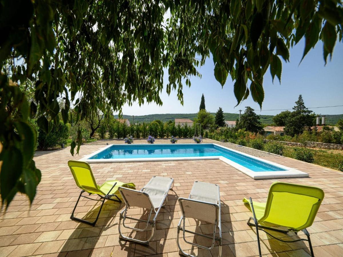 Holiday Home Rokoko ชิเบนิก ภายนอก รูปภาพ